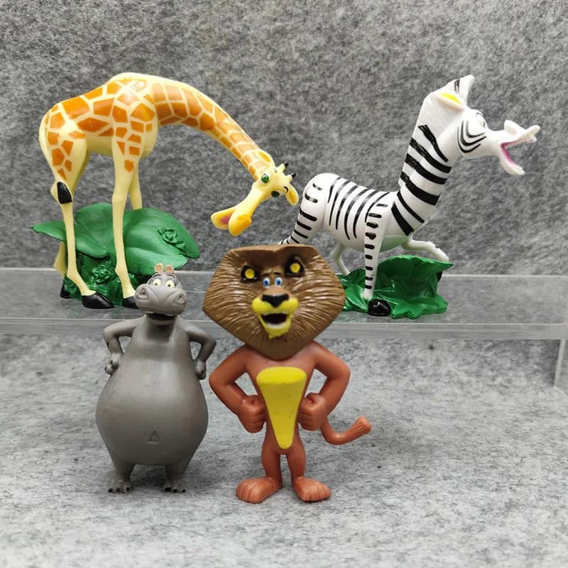 4 pz/set Disney Madagascar Animale Leone Zebra Giraffa Collezione Action Figures Bambini Fascino Moda Hobby Giocattoli Regali Modello Bambole