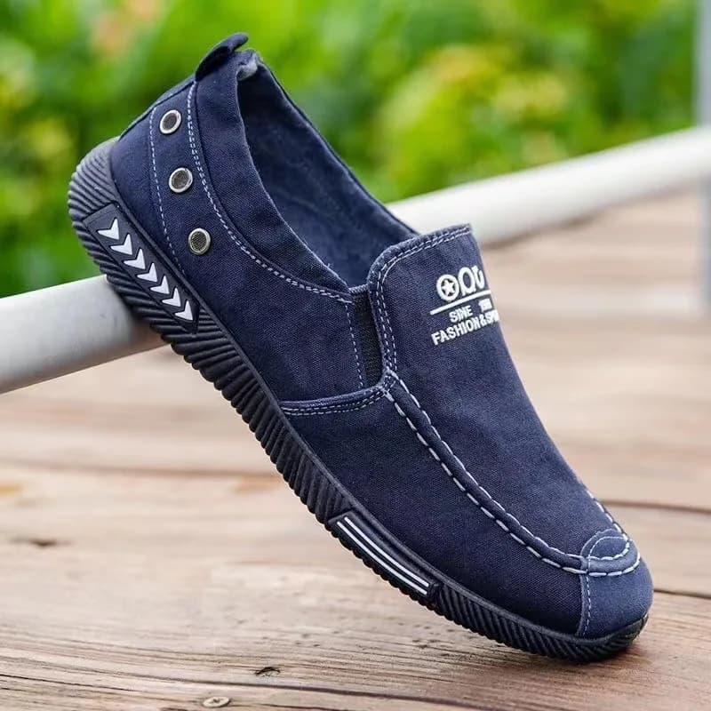 Luxury Design Men's Canvas Shoes Slip on Casual Shoes Men's Denim Moccasins Soft Driving Moccasin Outdoor Breathable Men's Gymnastics Shoes