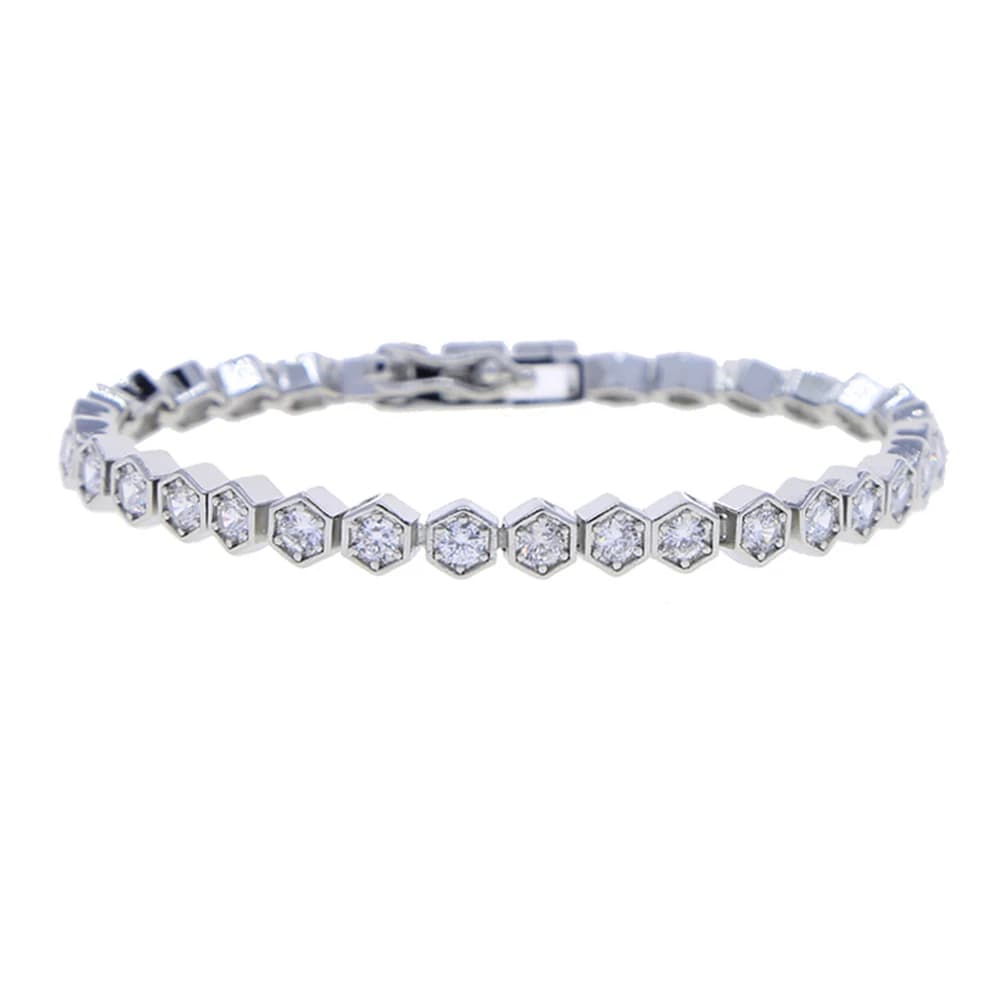Nuovo arrivato Ice Out Bling 5A Cubic Zirconia a forma di cuore Bracciale a catena da tennis per le donne Lunetta esagonale Cuore CZ Gioielli di moda