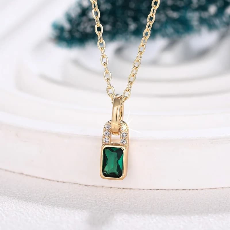 CAOSHI Creative Lock Shaped Pendant Necklace for Women Luxury Gold Color Party Neck Accessories Gifts with Green Cubic Zirconia