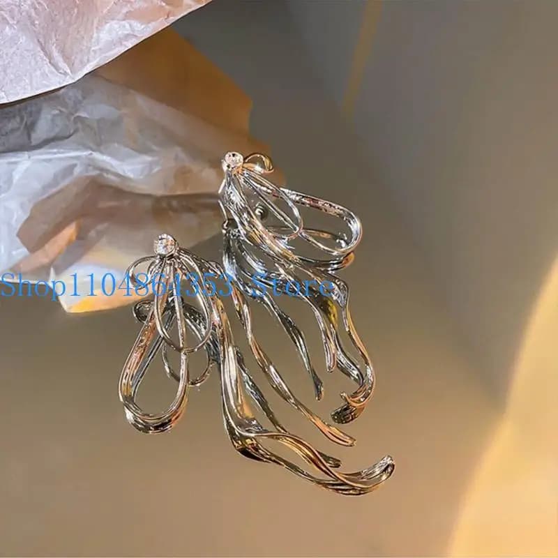 652F Sweet Cool Irregular Bowknot Earrings Metal Alloy Big Long Bow Earring for Women