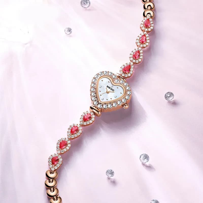 Set di gocce d'acqua di lusso di vendita caldo quadrante a forma di cuore orologio da donna alla moda rosa zircone braccialetto orologio gioielli regalo
