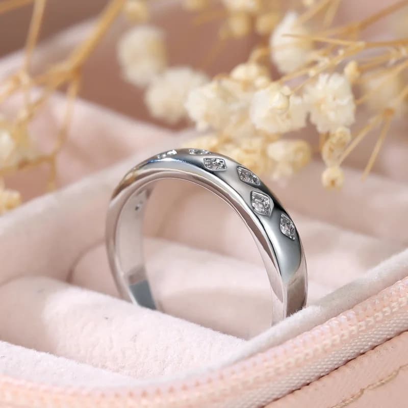 Anello Liscio in Argento con Diamanti, Bracciale Versatile di Lusso Leggero con Diamanti per Coppie di Entrambi i Sessi