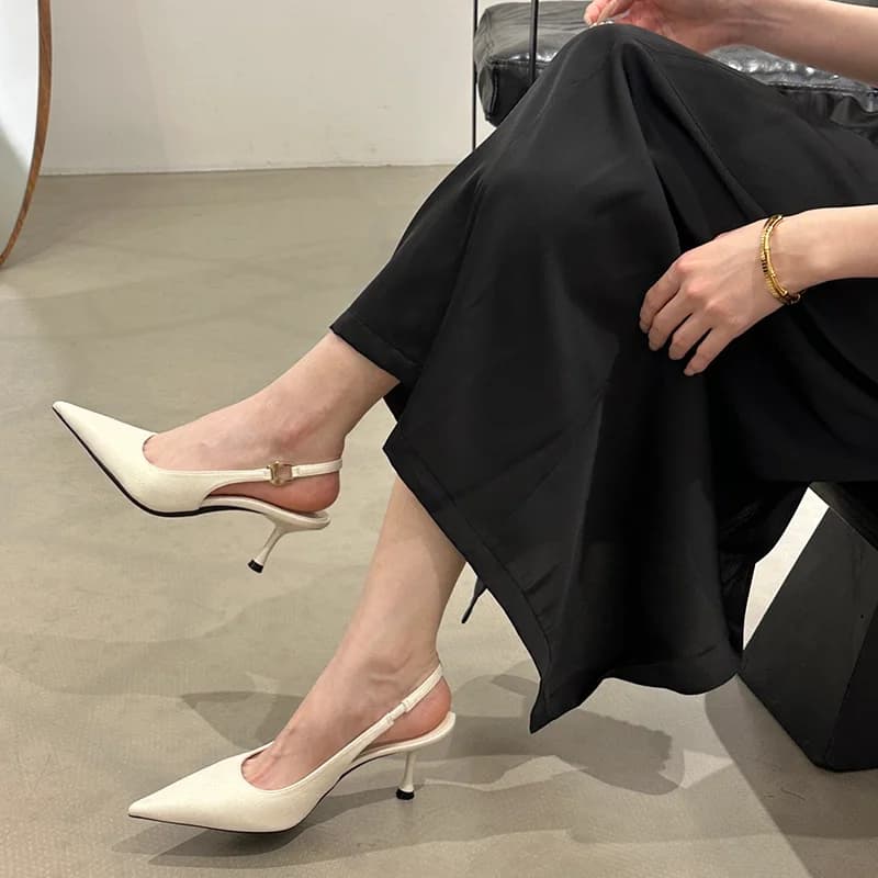 Women's New 2026 Fashion Sandals with Faceted and Square Toe, French Style Without Tallone, for Spring and Summer