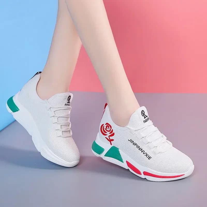 Tenis Feminino 2025 Scarpe da ginnastica leggere Scarpe da tennis da donna floreali Scarpe sportive da palestra in mesh traspirante Zapatillas Mujer Deportiva