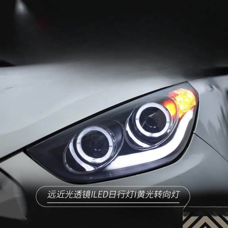 Adatto per la modifica del gruppo fari Hyundai ix35 09-12 con luci diurne a LED con angel eyes, lenti bi-xenon