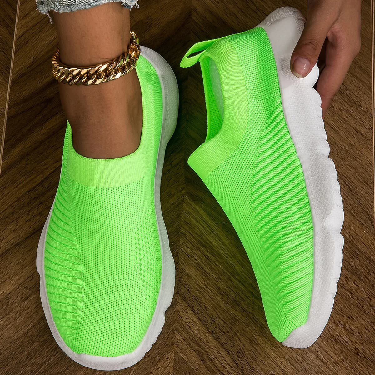 Scarpe da ginnastica da donna traspiranti per esterni Scarpe da ginnastica da donna Scarpe da donna in tinta unita Scarpe da ginnastica piatte originali da donna Scarpe da donna scavate