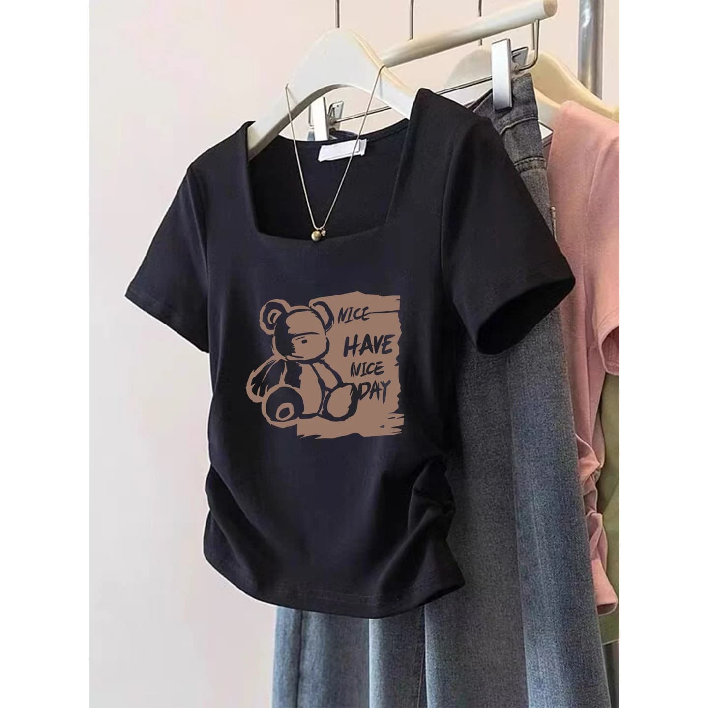 Slim Fit Short Sleeve T-Shirt Women's Design Sense Loose Casual Waist Cinching Short Length Square Collar Top for All Ages