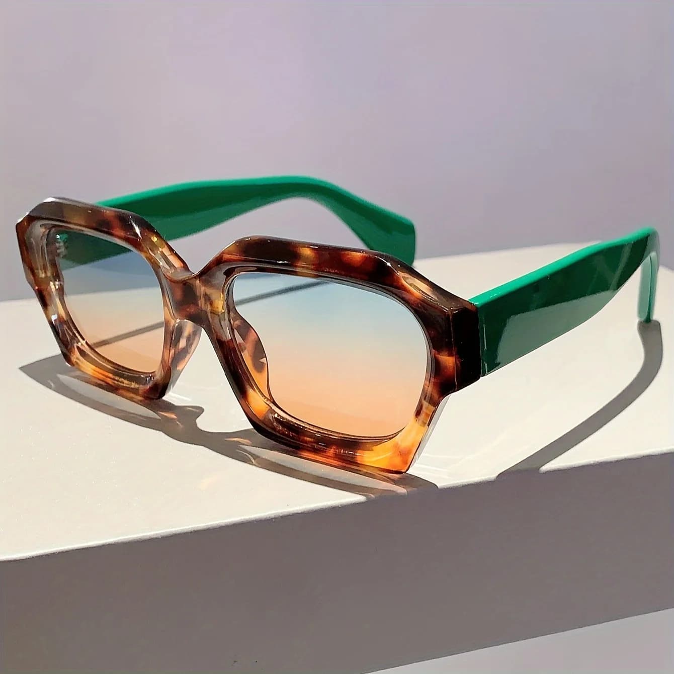 Occhiali da vista quadrati da donna alla moda, occhiali decorativi unisex multicolori