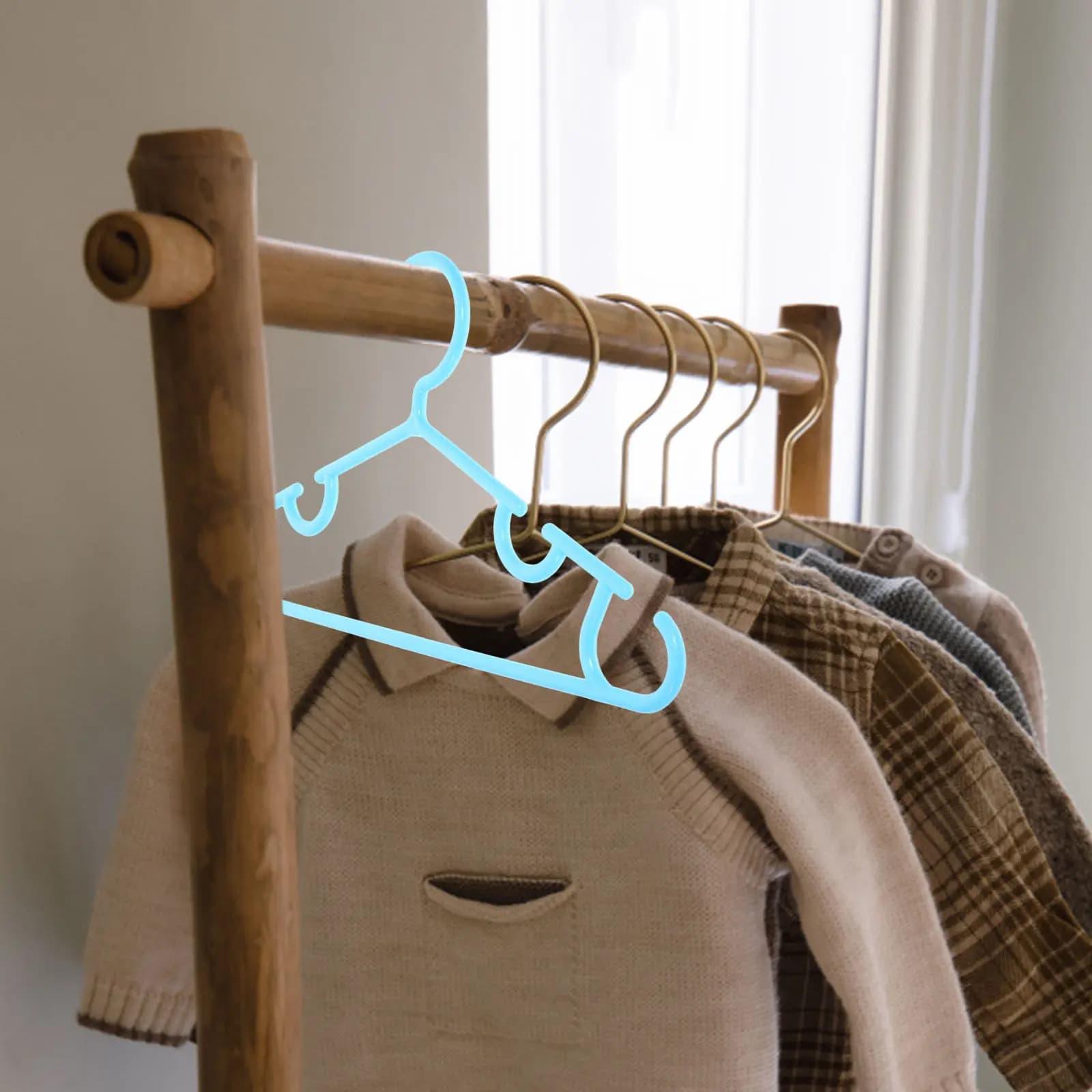 10Pcs Plastic Nonslip Baby Hangers Heavy Duty Kids Clothes Hangers Closet Organizer Toddler Clothing Rack Toddler Clothing Rack