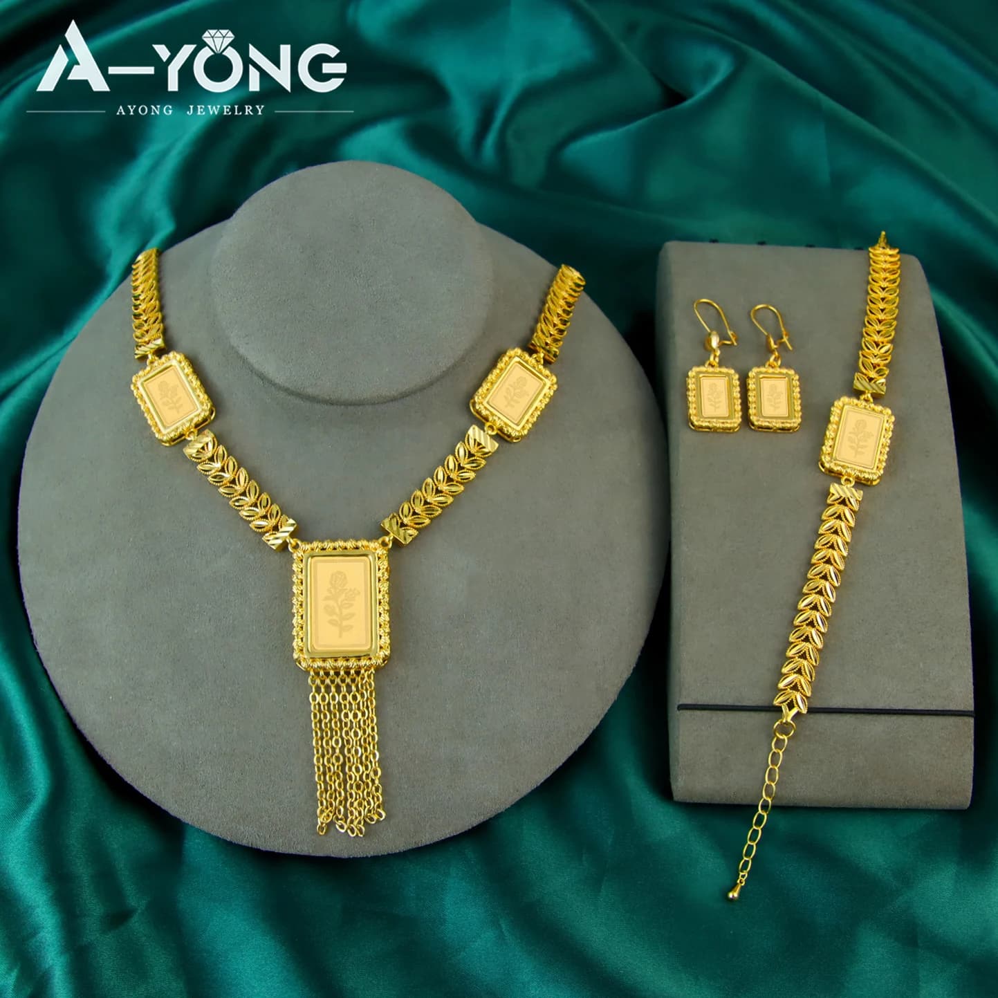 Set di gioielli da sposa di lusso Dubai placcato oro 21k Nigeria sposa collana bracciale orecchini Oman nappa gioielli vintage