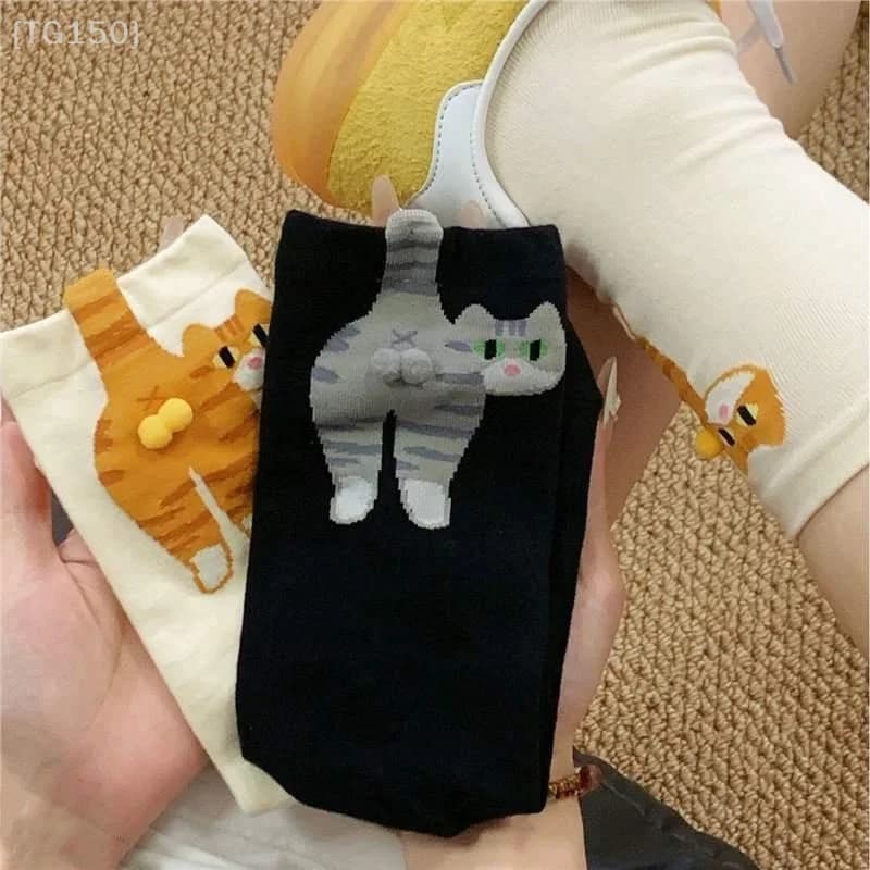 diN di 1/2 pair of cotton socks with cute cartoon cat balls, Kawaii Lolita central tube socks with cat head print