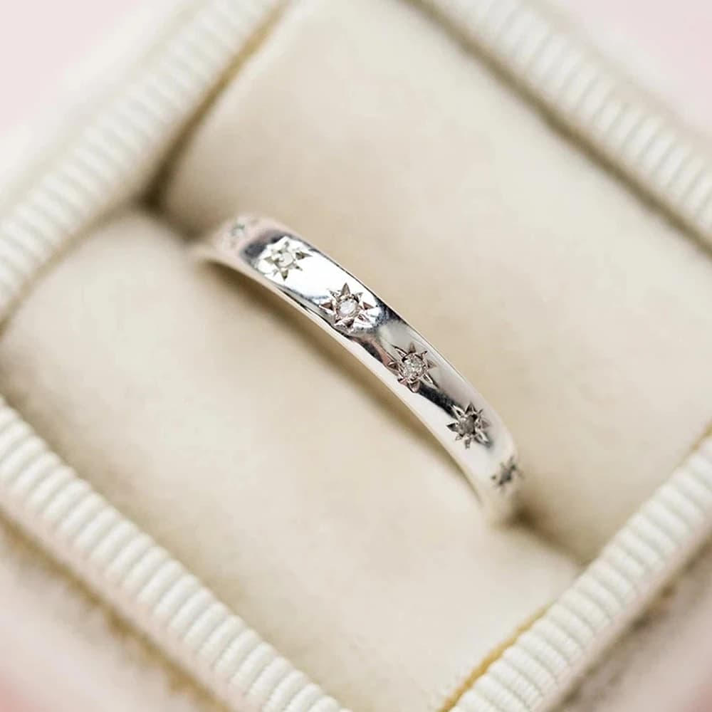Huitan New Trendy Wedding Rings for Women Simple Thin Design Rings Silver Color/Gold Color Exquisite Sun Accessories CZ Jewelry