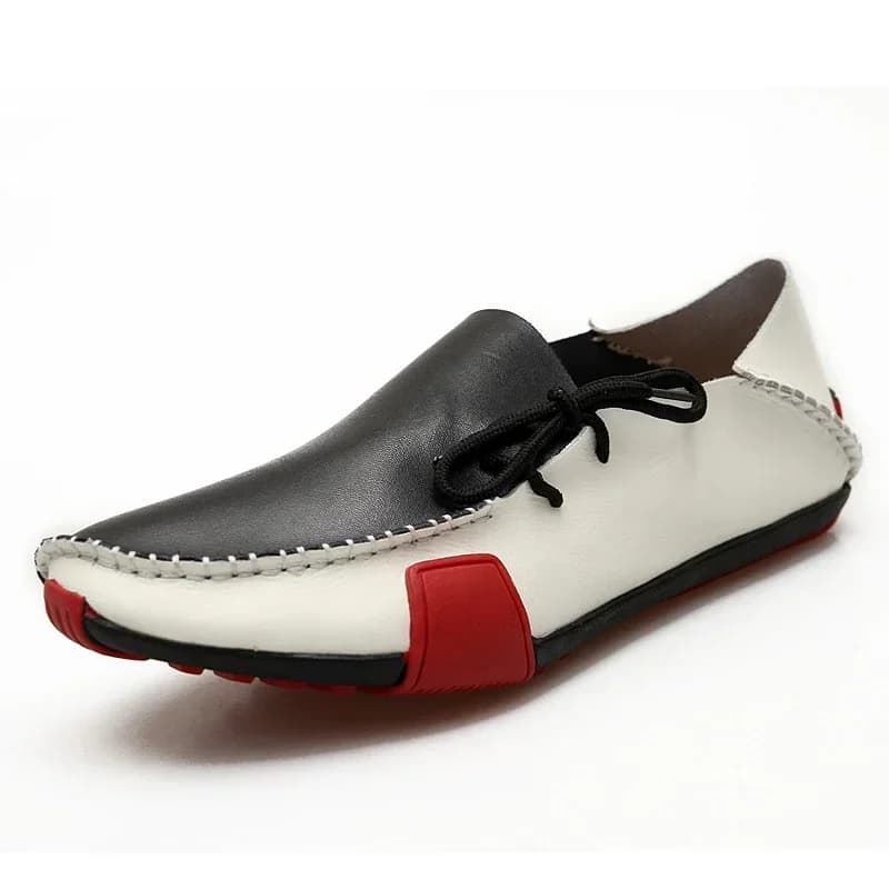 Scarpe da uomo in pelle Casual 2025 Mocassini da uomo morbidi italiani Mocassini fatti a mano Slip traspiranti su scarpe da barca Zapatos Hombre