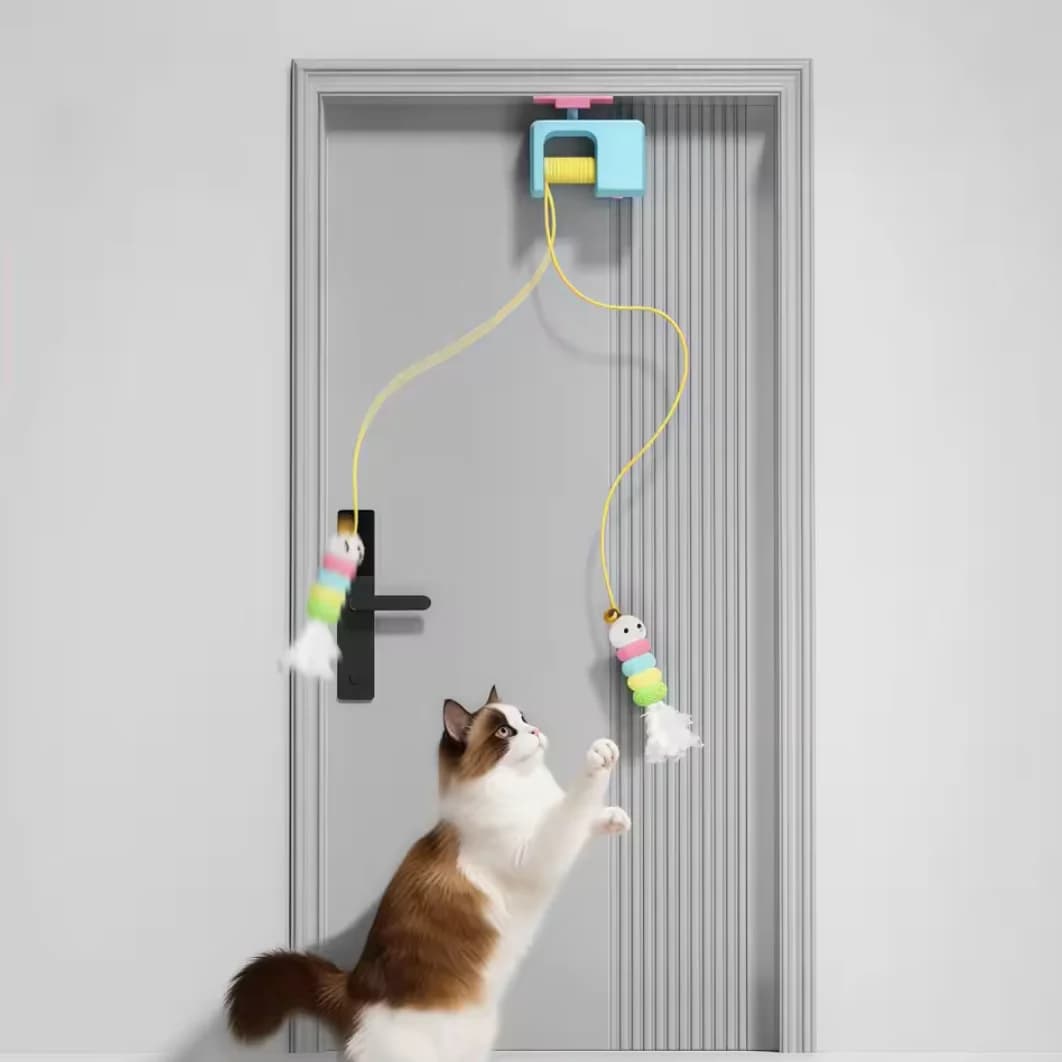 Giocattolo per Gatti Antistress Ricaricabile Interattivo con Uccello Volante Elettrico Automatico da Appendere alla Porta con Corda Elastica