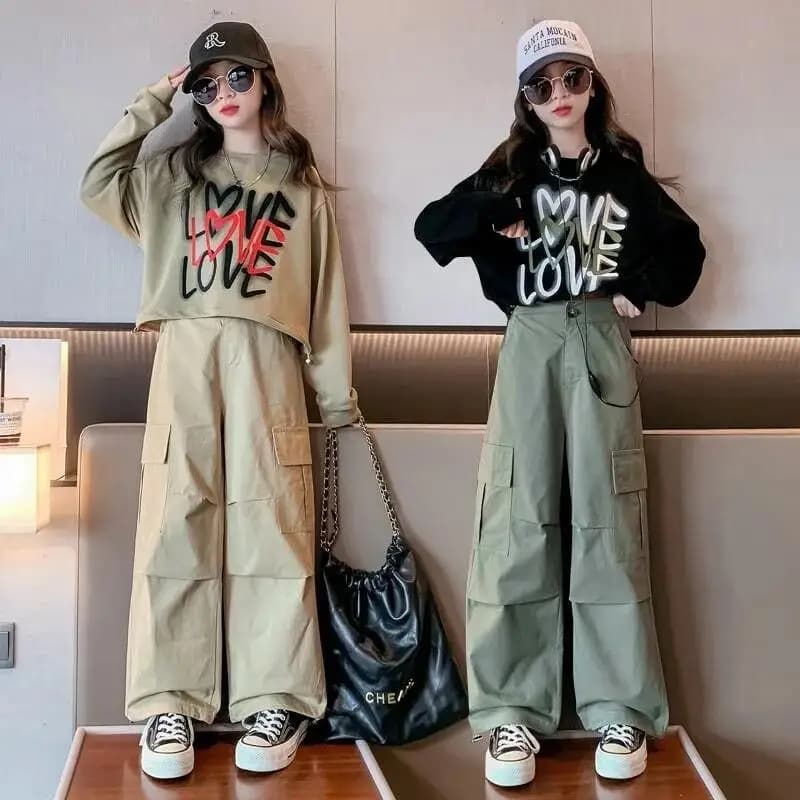 Moda Set da 2 pezzi Abbigliamento per bambini Cappotto casual Kawaii Huntrix Vestiti per ragazza Ragazze per bambini Abbigliamento esterno Leggero piumino di pelliccia Ragazzo