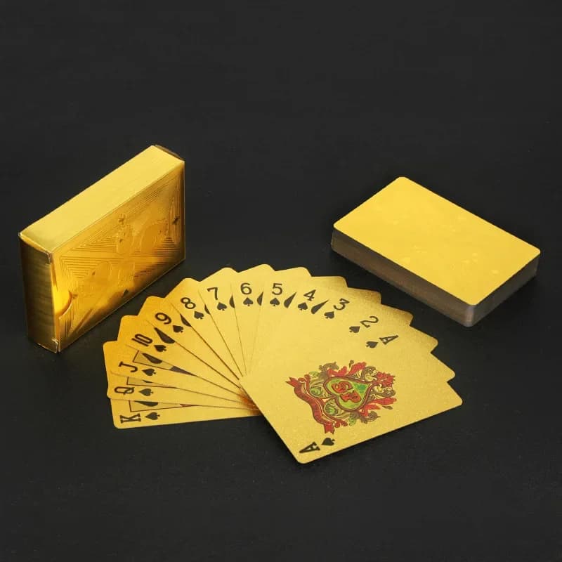 Carte da Poker con teschio in lamina d'oro carte magiche in plastica PVC impermeabile per giochi da tavolo da gioco carte da gioco flessibili lavabili