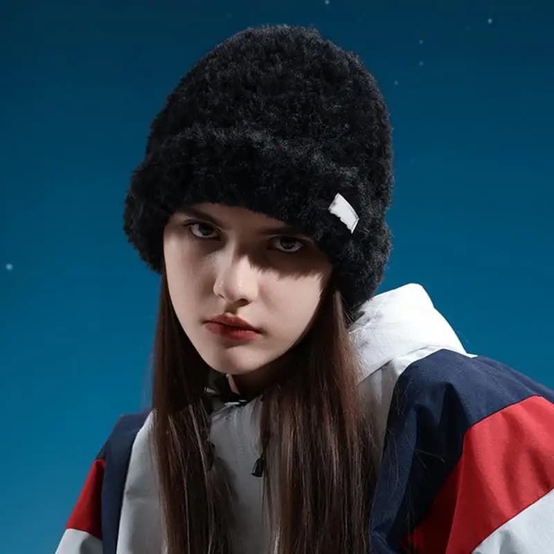 Cappello da sci invernale Cappelli a cuffia invernali Cappelli da sci in peluche Beanie Cappello da sci in maglia resistente al vento Beanie per donna Caldo per lo sci Per l'inverno caldo