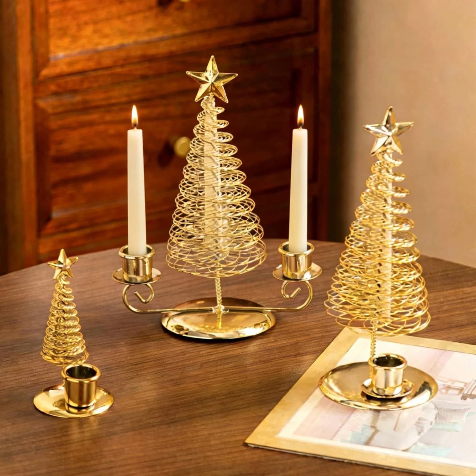 Portacandele a Forma di Albero di Natale in Filo Traforato, Decorazione Natalizia da Tavolo in Stile Moderno