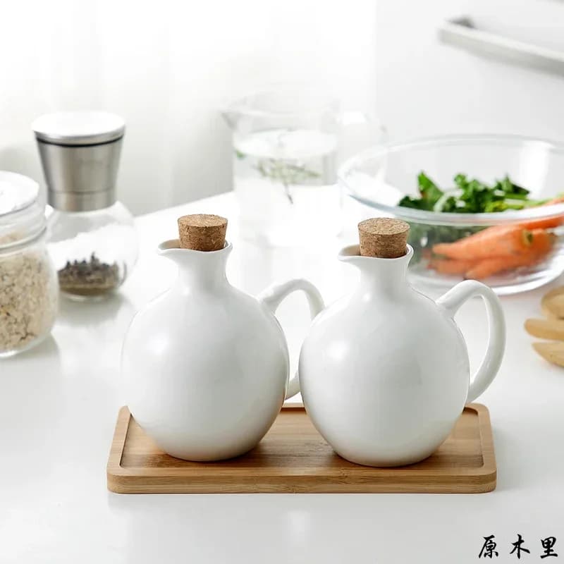 2pcs/set Japanese Style Ceramics Spice Jar Oil Can Wooden Stopper Soy Sauce/vinegar Bottle Flagon Family Kitchen Supplies 500ml