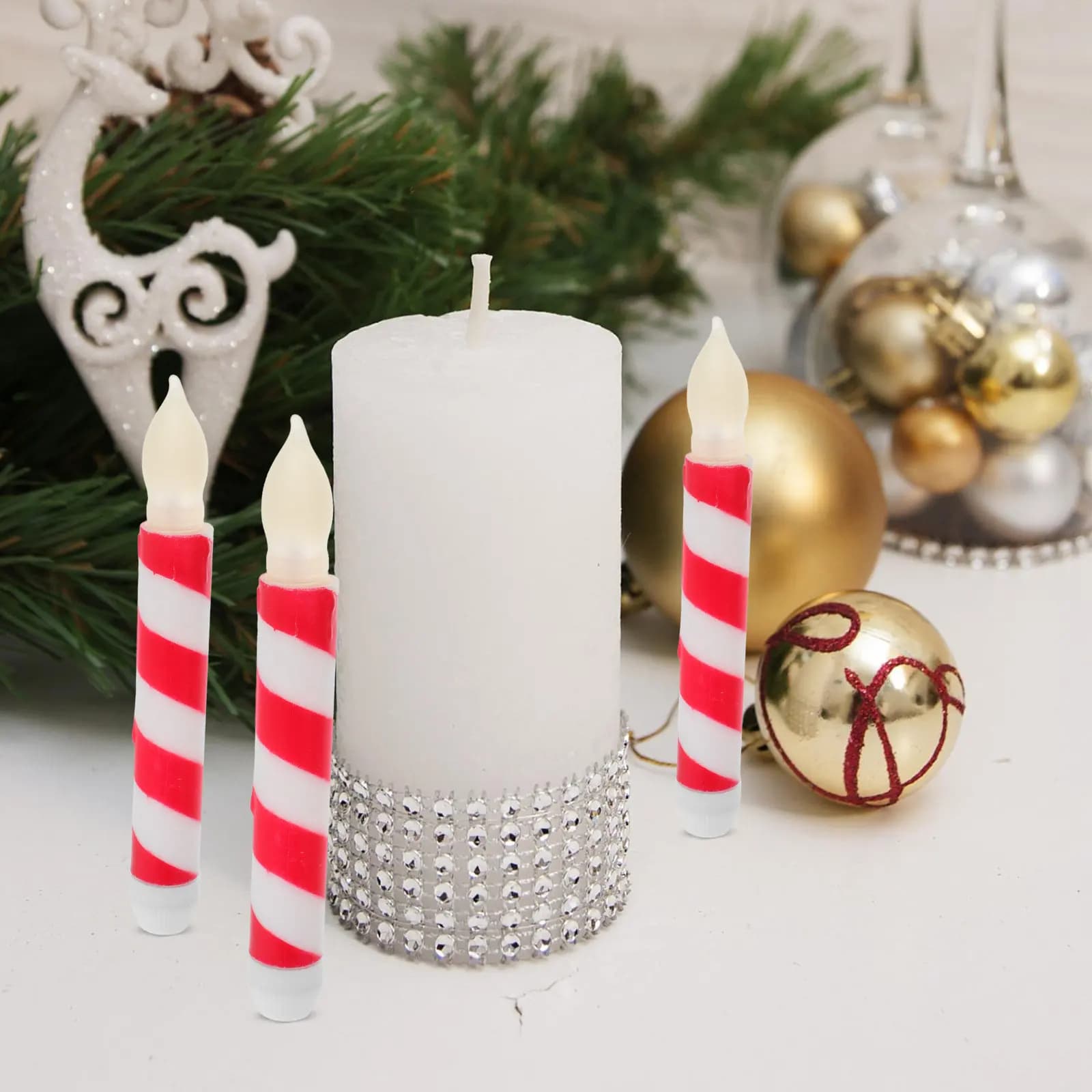 6 candele a LED senza fiamma con design a strisce, alimentate a batteria, con fiamma tremolante, per feste e decorazioni domestiche