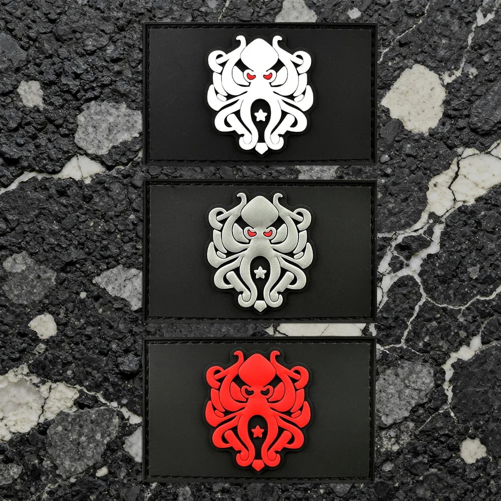 A Square Heart-Shaped Octopus Pvc Patch Sticker, Soft Rubber, with Glow-In-The-Dark Effect, Hook-And-Loop Tactical Morale Badge - Patch - Multi-Color, Perfect for Armbands, Backpacks, and Clothing Embroidery Patches