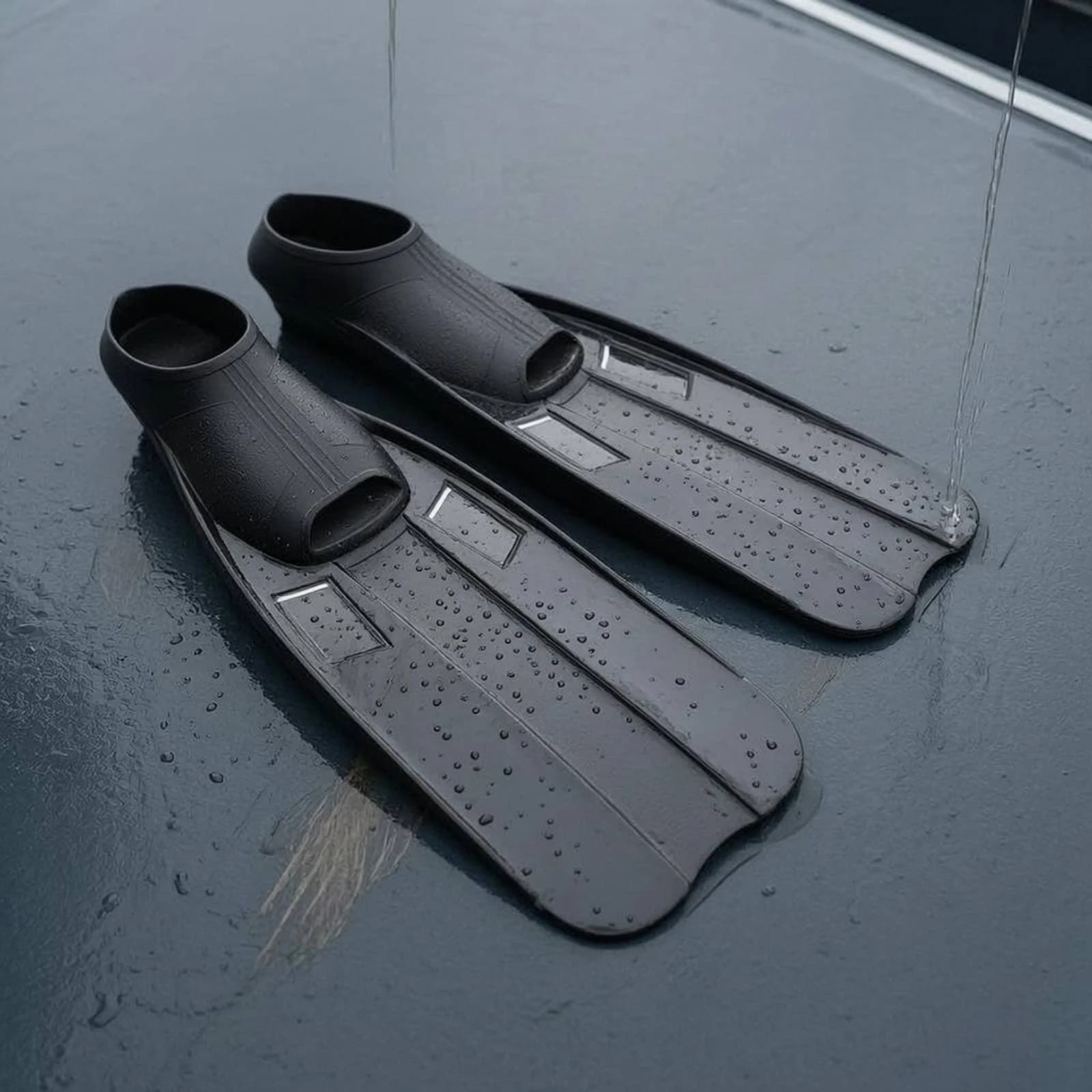 Long Blade Fins Comfortable Fit Black Foot Pocket Fins Snorkeling Fin Travel Friendly Lightweight Diving Fin Easy to Use