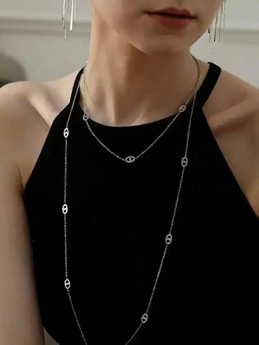 Collana Geometrica Traforata Impilabile in Acciaio Inossidabile, Semplice ed Elegante per Donne, per Uso Quotidiano, Feste e Banchetti