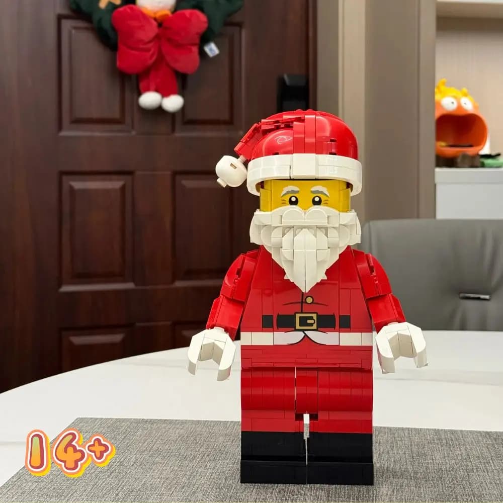 761pcs Mold Ornaments Santa Claus Doll Building Blocks Set Suitable for Christmas Educational Toy Gifts for Friends