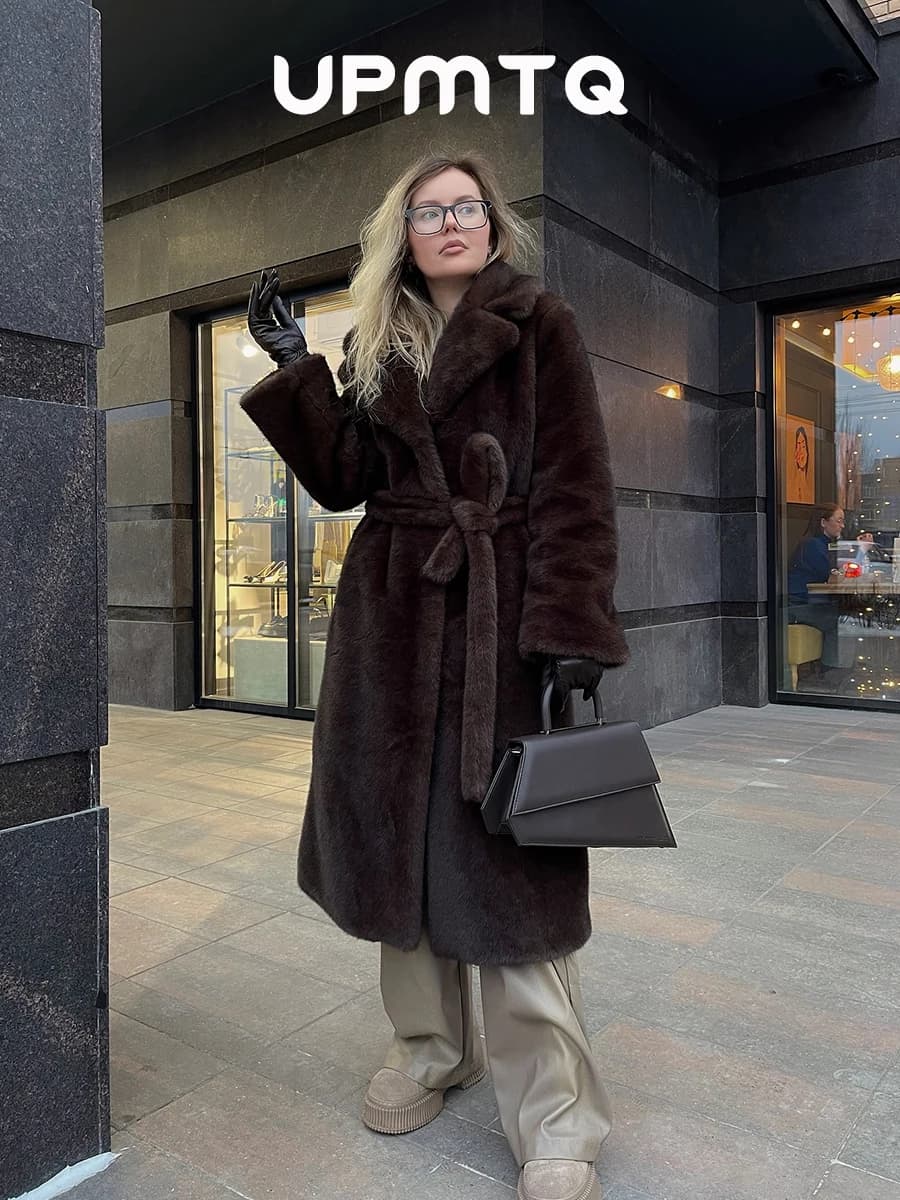 Brown Vintage Premium Faux Fur Maxi Coat with Belt Stunning Mob Wife Parka Outwear Mink Fur Cozy Winter Warm Outfit Inspiration