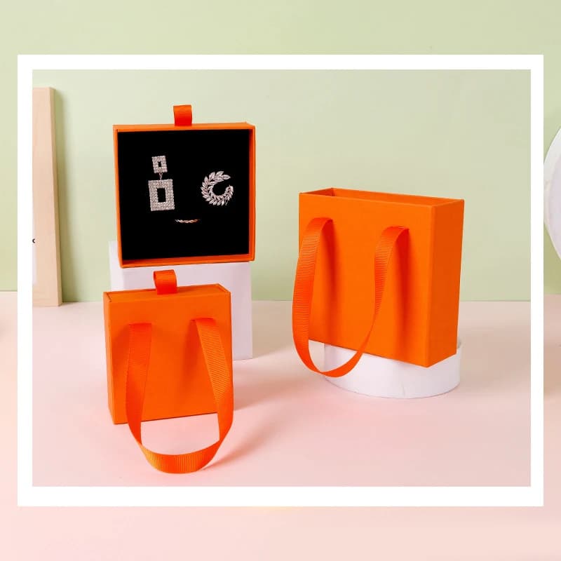 10 pezzi portagioie in cartone con manico a nastro 9*9*3.2cm collana orecchino anello cassetto scatole confezione regalo per piccole imprese