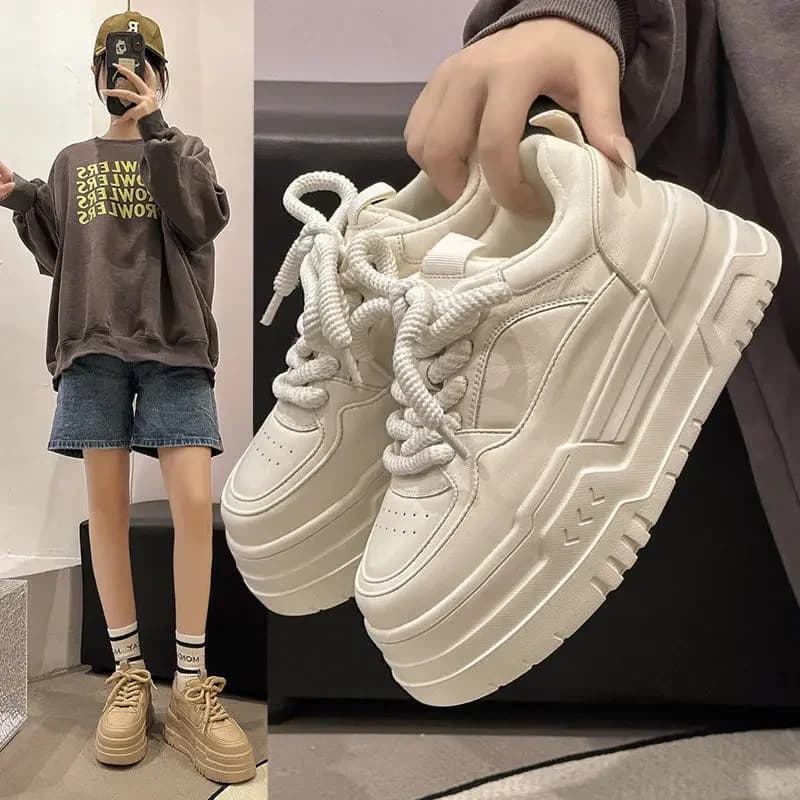 Sneaker da donna primavera autunno piattaforma piccole scarpe bianche testa tonda tendenza stringate moda Casual scarpe sportive che aumentano il Tennis