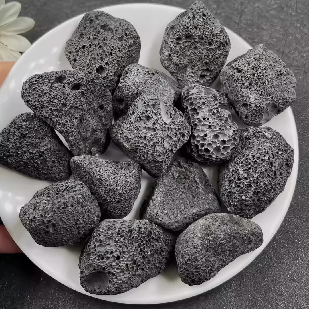 Natural Volcanic Rock Raw Stone - Porous Lava Stone for Aromatherapy Essential Oil Diffuser, Aquarium & Succulent Plants