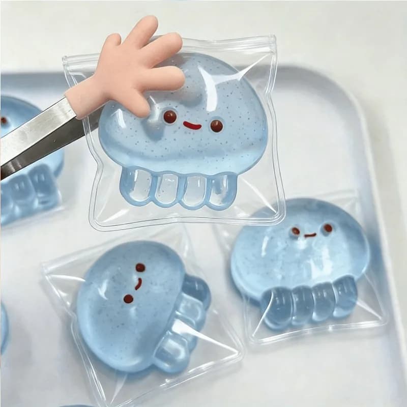 1 Pezzo Simpatico Giocattolo Squishy a Forma di Medusa, Antistress Sensoriale a Lenta Risposta, Decorazione da Scrivania, Regalo di Pasqua per Bambini e Adulti