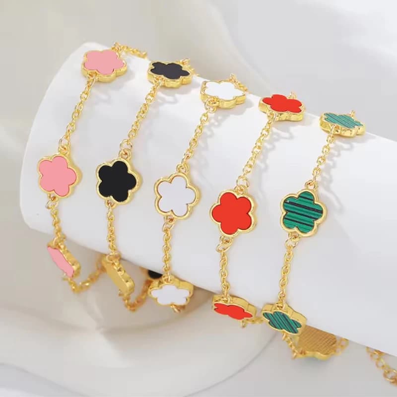 Bracciale fiore pianta regolabile in acciaio inossidabile da 1 pezzo con petali a cinque foglie Regali di lusso da donna Gioielli di moda trifoglio