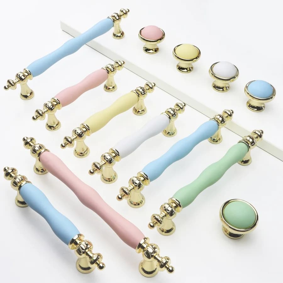 Maniglia per mobili moderna in ceramica colorata Maniglie per armadi dorate per guardaroba Maniglia per porta dell'armadio Toeletta e hardware per cassetti