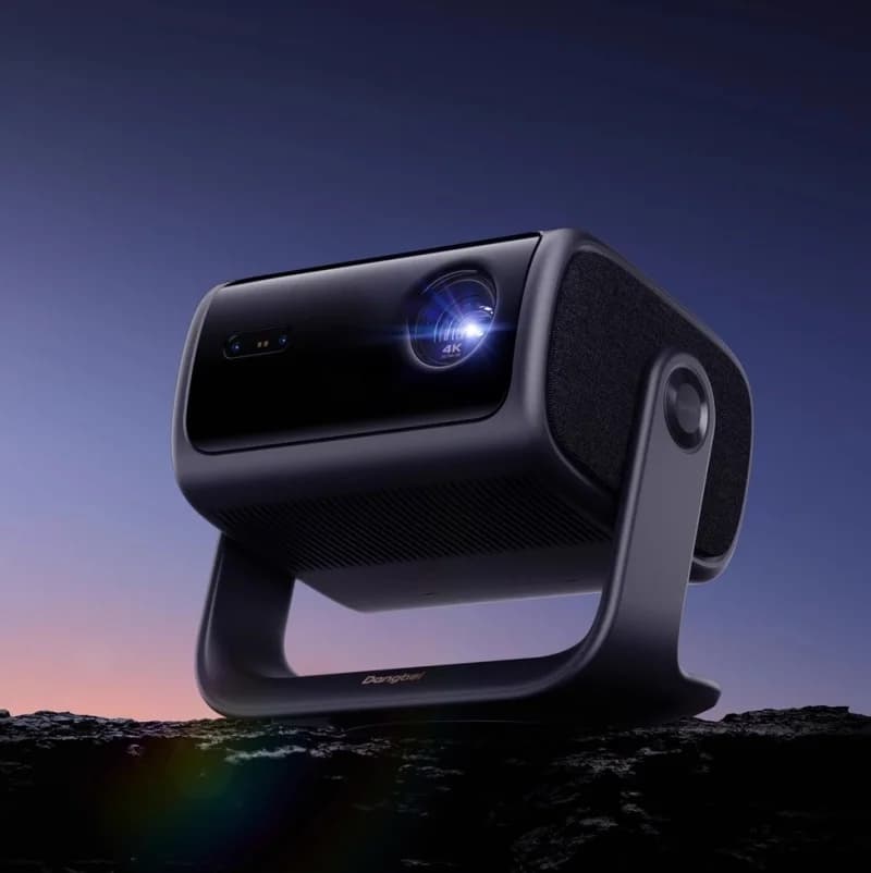 Nuovo mini proiettore laser 4K a tre colori con giunto cardanico Dangbei F7Pro per home theater