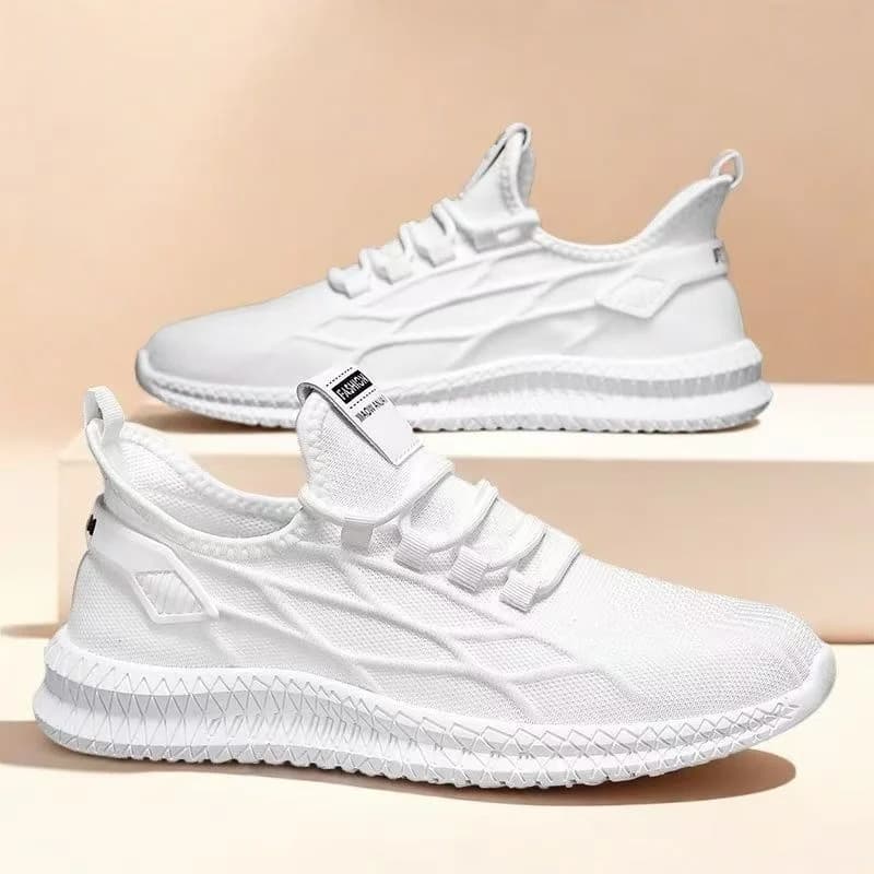 Men's Shoes Comfortable Breathable Casual Sports Outdoor White Mesh Running Shoes Lightweight Slip On Casual Footwear