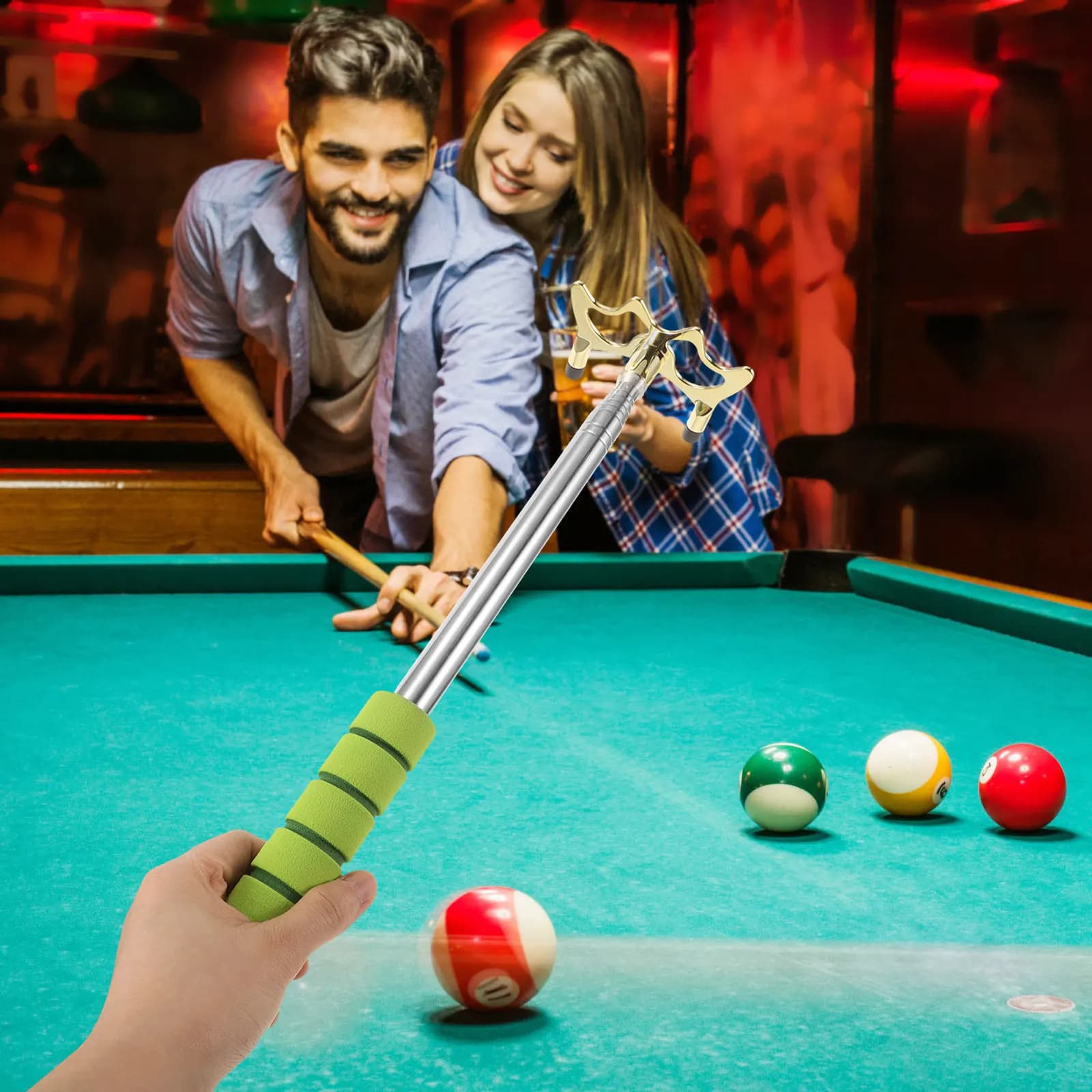 Supporto per Stecca da Biliardo Telescopico in Acciaio Inox Premium, Design Pieghevole Portatile, Facile da Installare per Tavoli da Biliardo e Snooker