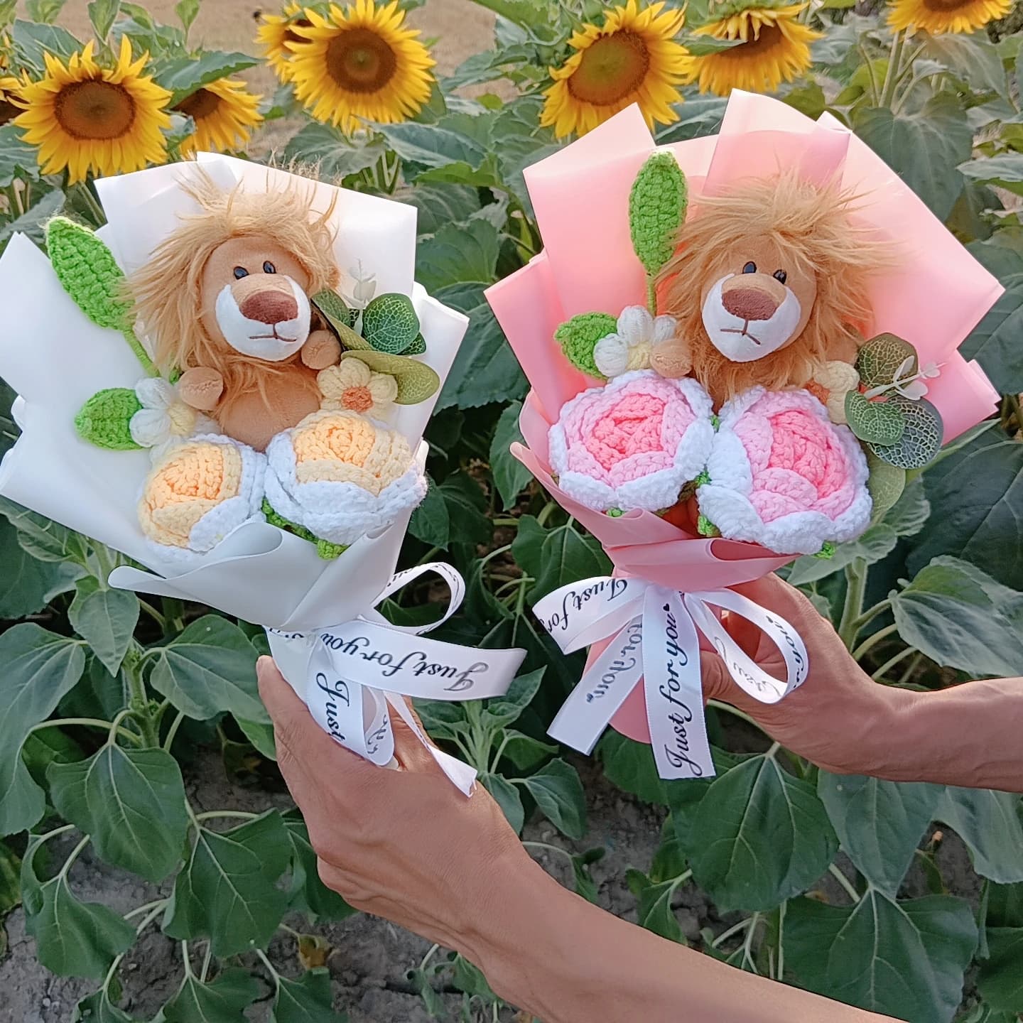 Cute Little Lion Plush Doll Cartoon Stuffed Animals BouquetHandmade Knitting Rose Valentine's Day Christmas Birthday Holiday Gi