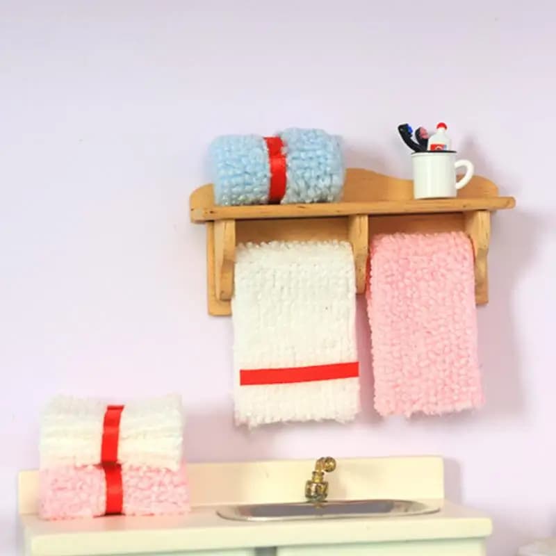 Set di Accessori per Casa delle Bambole 1/12, Portasciugamani, Modellini, Mini Scaffale per Cosmetici, Mobili in Miniatura in Legno, Kit Bagno