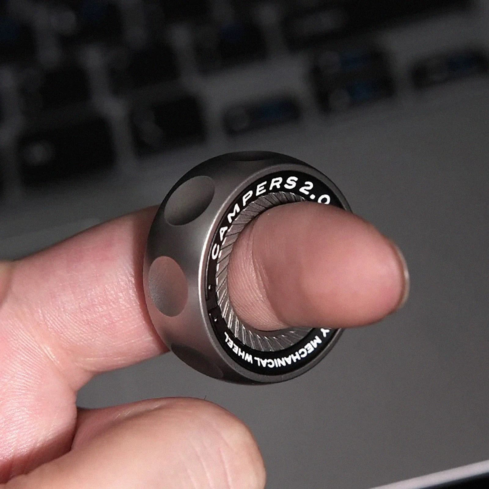 EDC Stormbreaker Anello rotante in acciaio inossidabile Spinner magnetico Fidget Ingranaggi tattili in ottone Giocattolo agitarsi Gadget anti-ansia in metallo