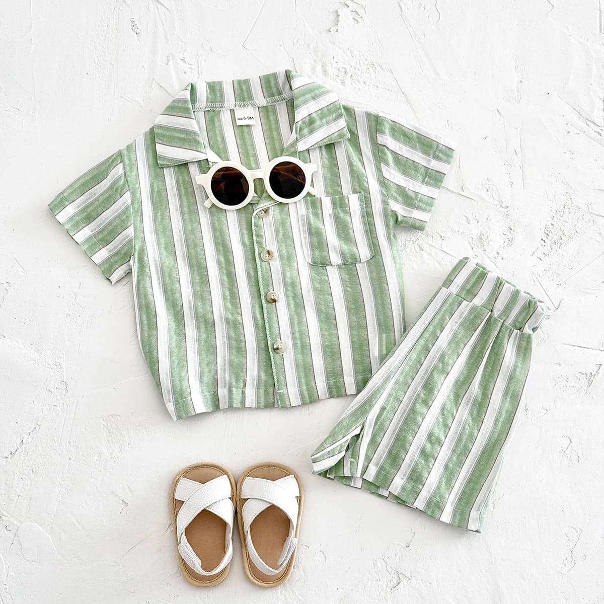 Neonato Ragazzi Ragazze Abbigliamento Set estivo Camicia con risvolto a maniche corte con bottoni a righe verdi + Pantaloncini Set da 2 pezzi