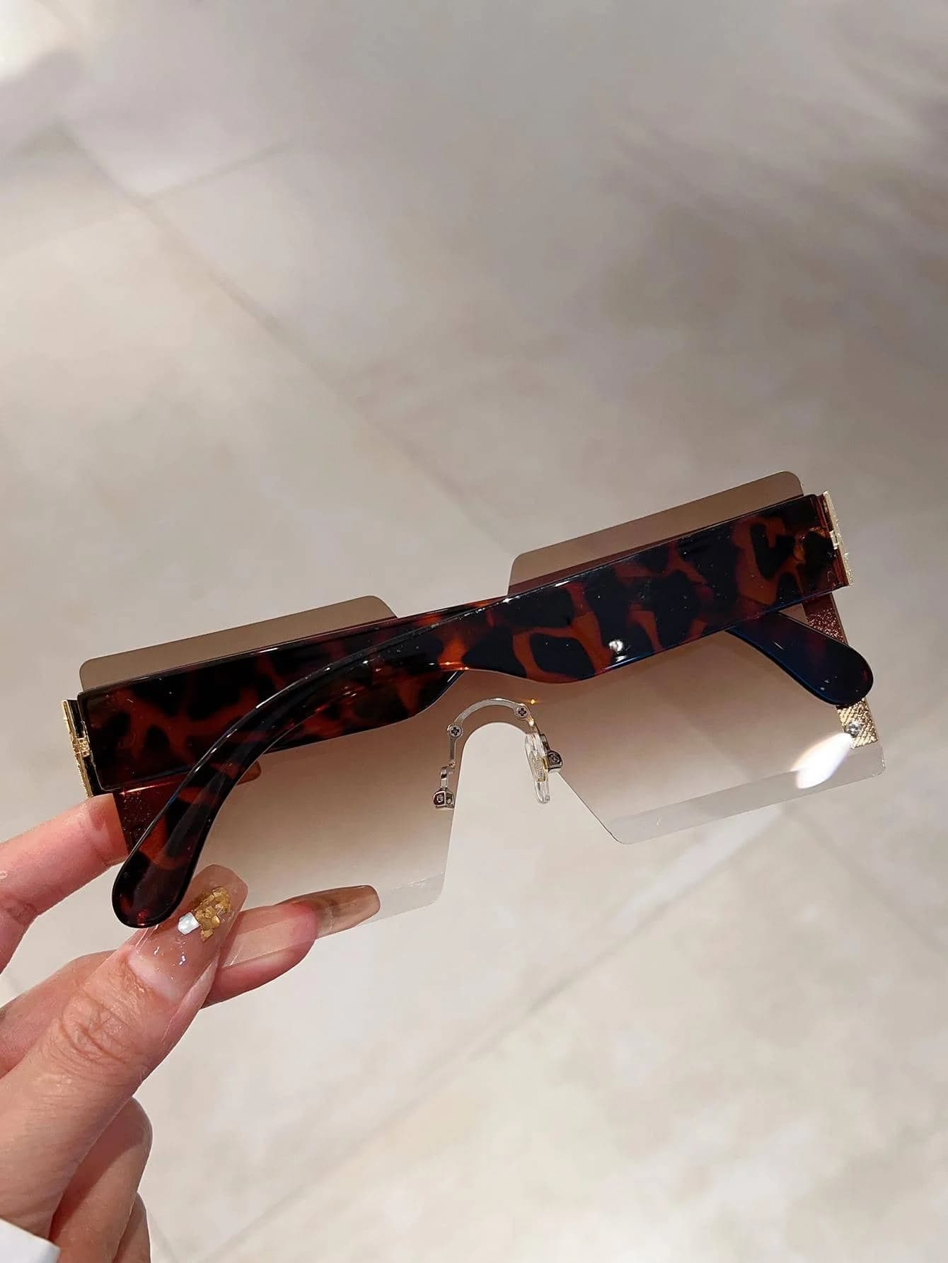 Ombre Gradient Rimless Square Sunglasses Leopard Frame Women Fashion Beach Travel Accessories