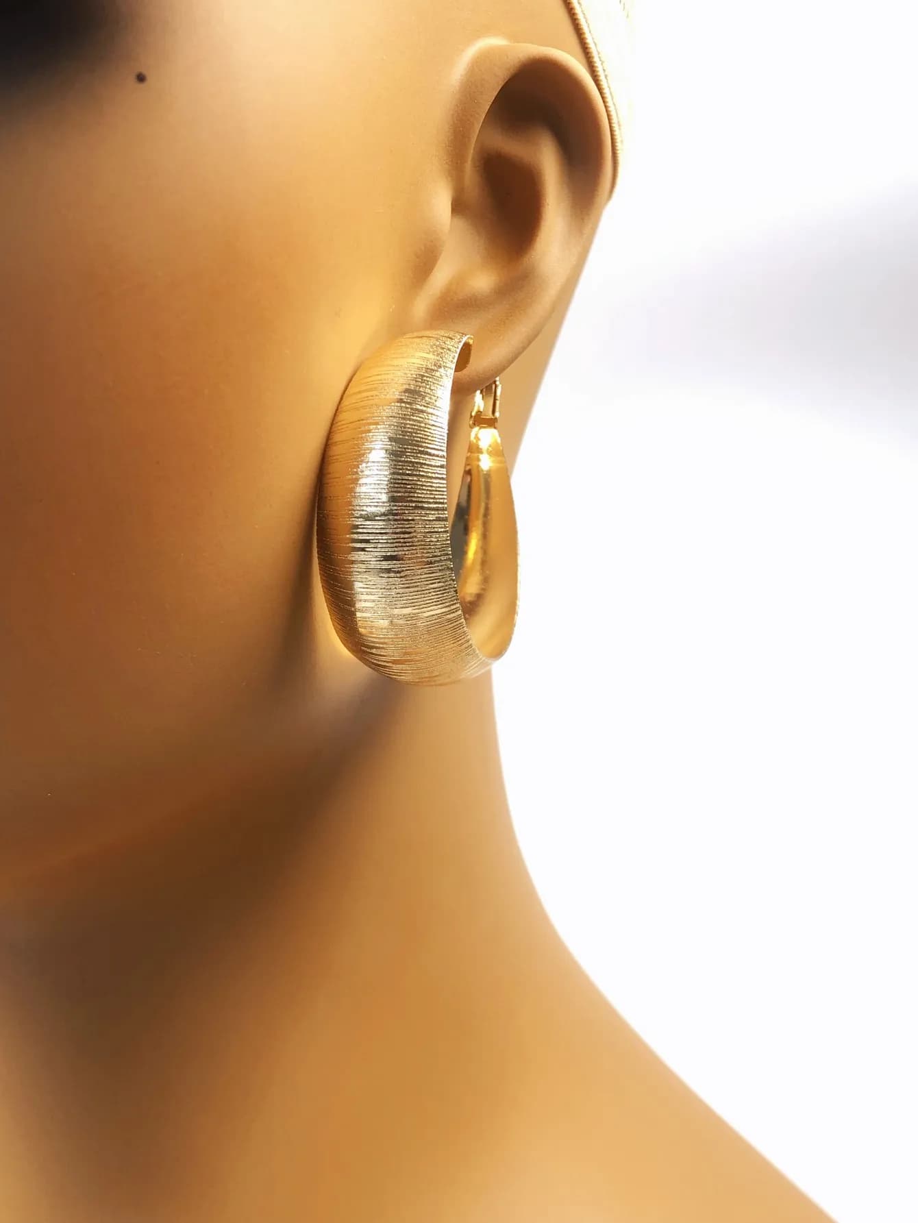 Funky and Bold C-shaped Herringbone Design Hoop Earrings for Women