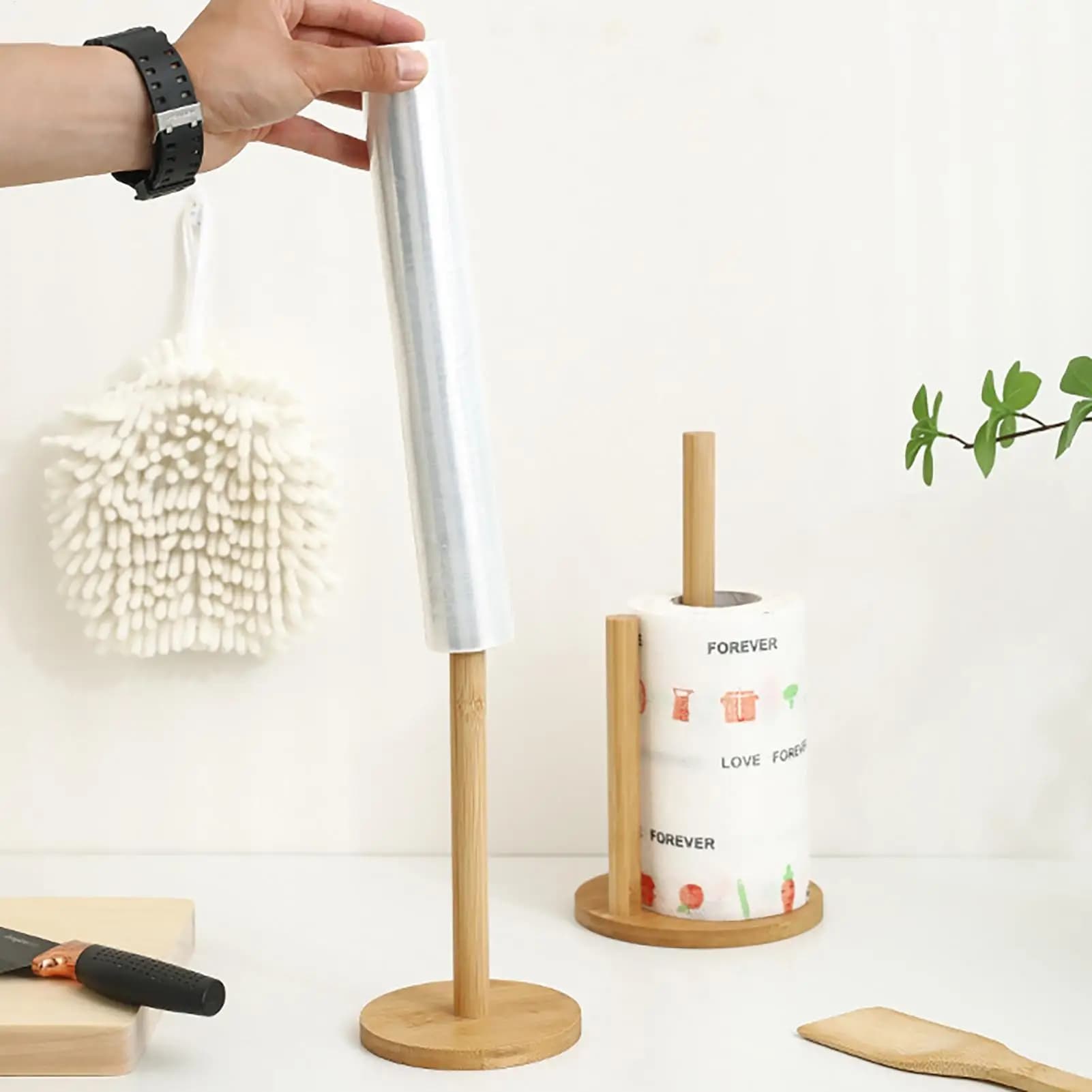 Portarotolo in Legno Durevole Antiscivolo, Supporto Verticale per Rotoli di Carta, Gancio Organizzatore per Asciugamani da Bagno e Cucina