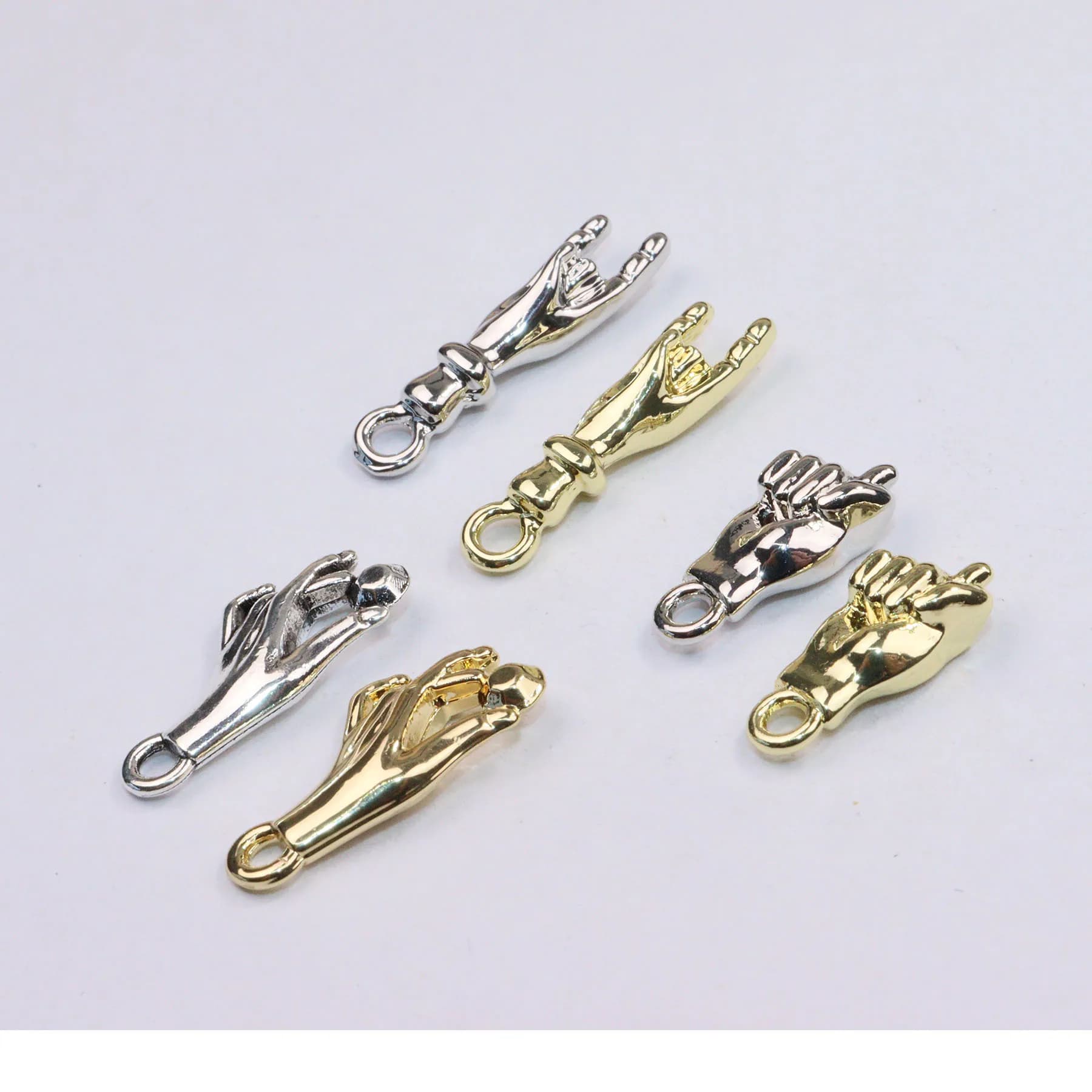 Eruifa 20pcs Beautiful 3D Hand Zinc Alloy Jewelry DIY Charms Pendant Women Girl Necklace, Earring Bracelet 2 Colors