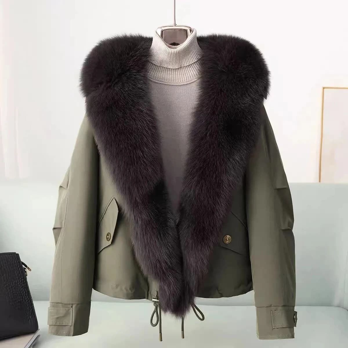 Nuova Giacca Invernale 2025 di Alta Gamma con Grande Collo in Pelliccia, Parka Corto Imbottito in Cotone per Donna