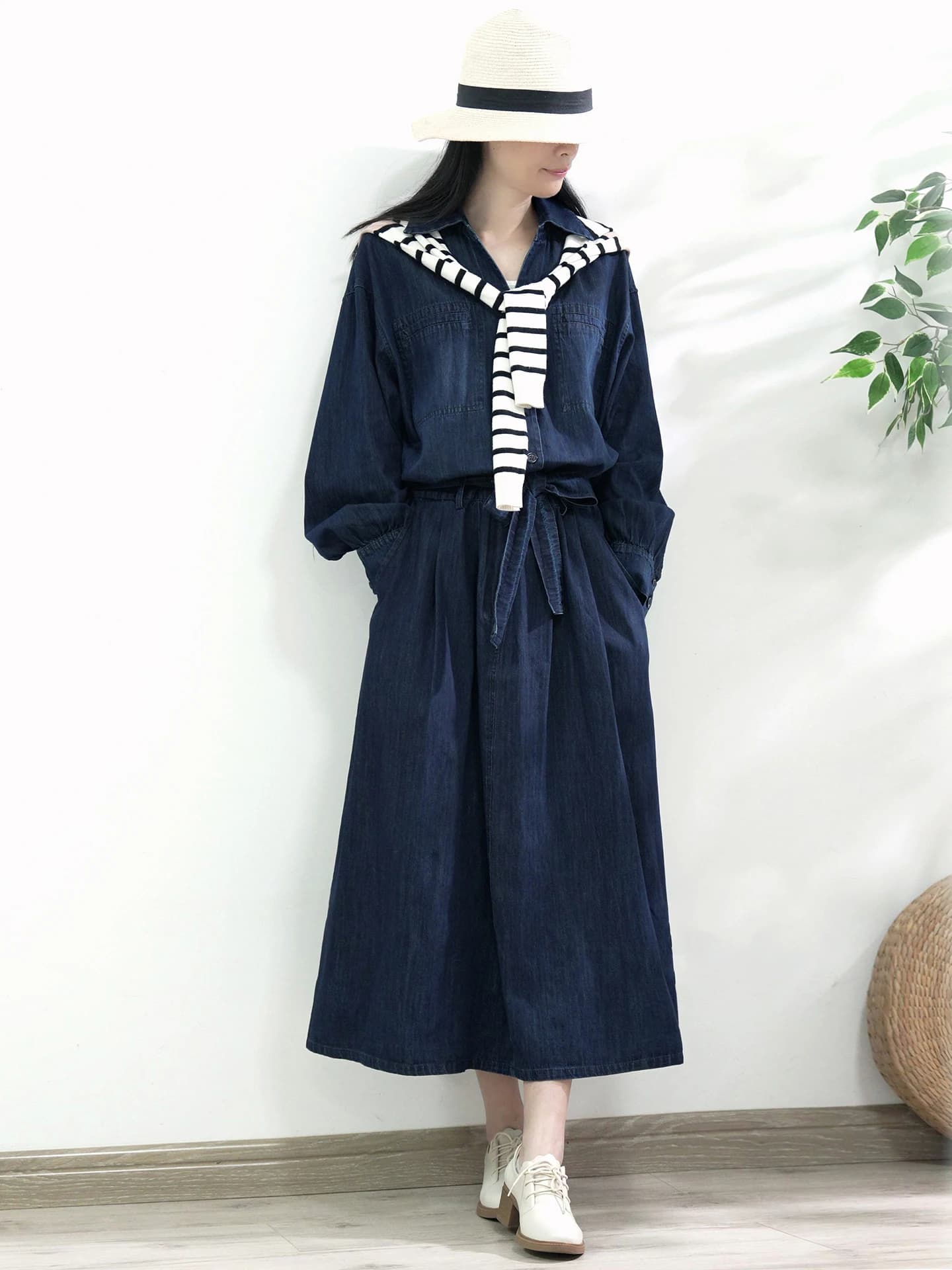 TIYIHAILEY-Long Maxi Single Breasted Denim Dress for Women Long Sleeve Vintage New 2026 Turn Down Collar With Belt Spring Slit