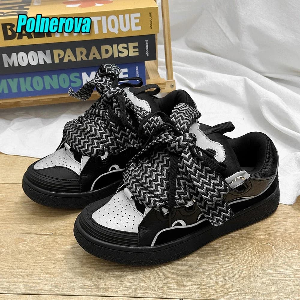 Nero Bianco Colori misti Coppia Sneakers casual Novelly Scarpe da passeggio stringate con suola spessa riflettente Scarpe da donna traspiranti da uomo